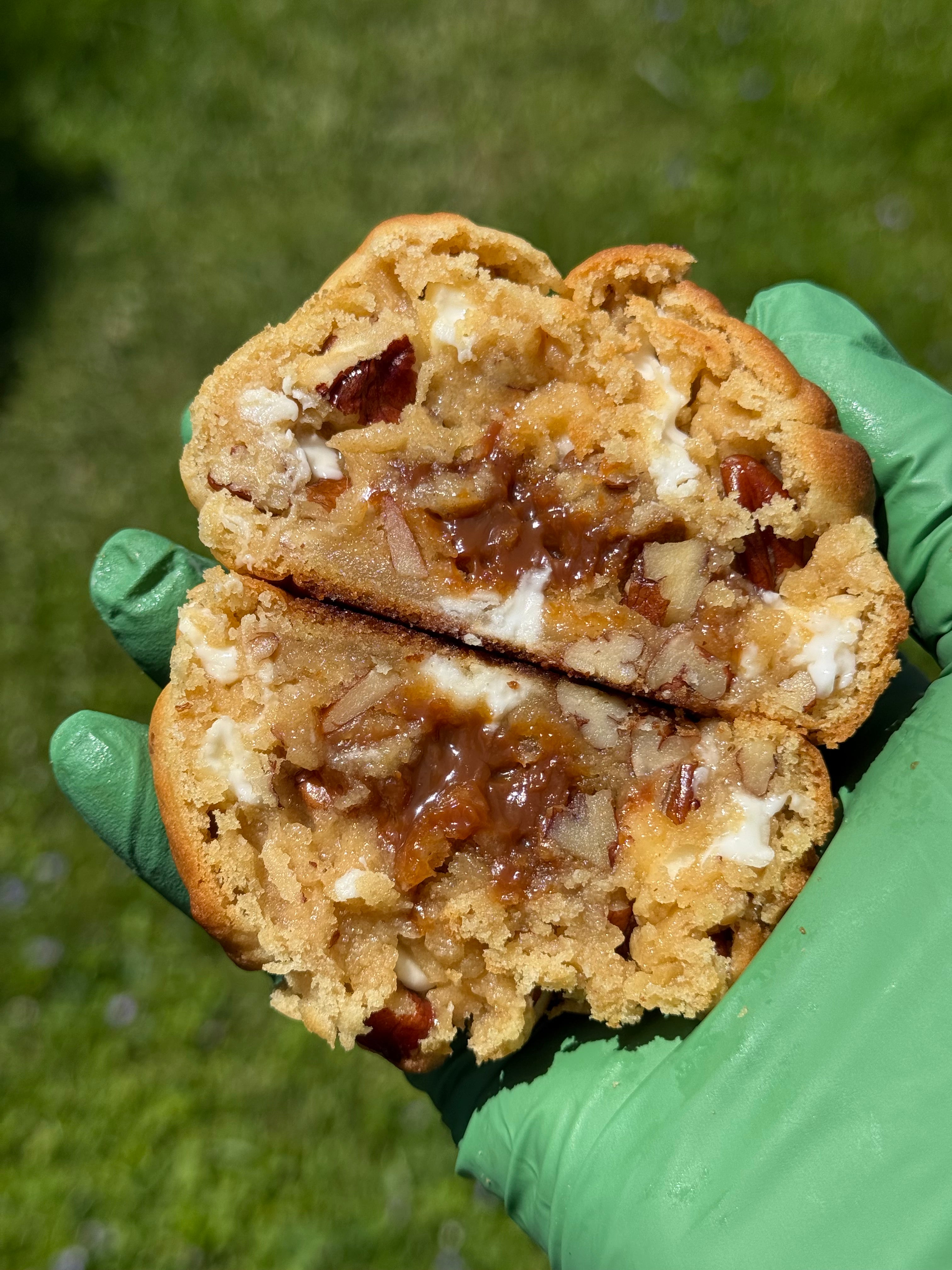 Caramel & Pecans Cookie